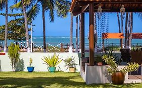 Parque dos Coqueiros- Bangalos e Suites